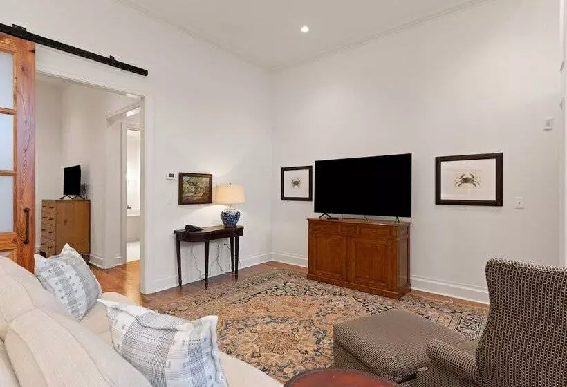 Hotelli The Kress Brunswick