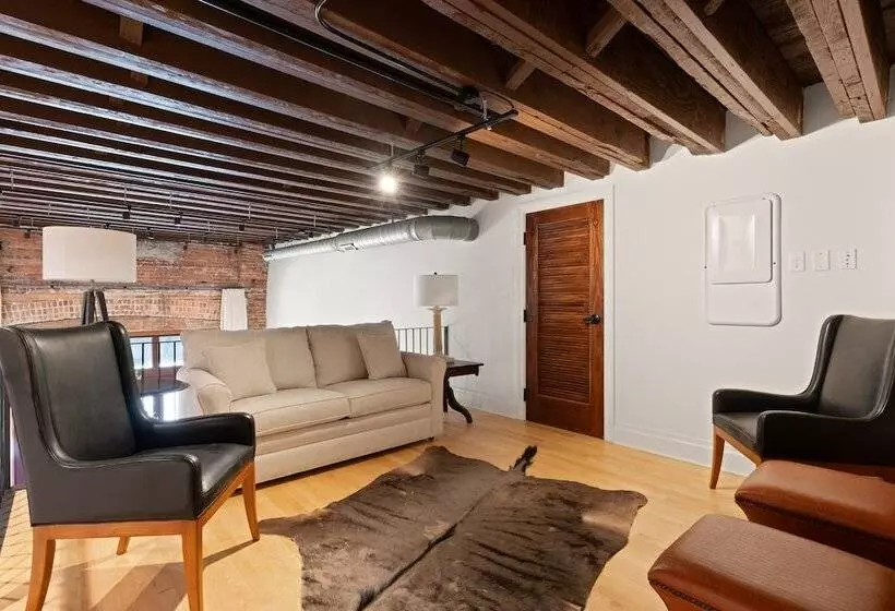 Hotelli The Kress Brunswick