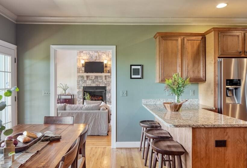 Juliet By Avantstay Mountain Views Near Asheville/black Mountain