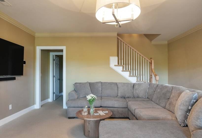 Juliet By Avantstay Mountain Views Near Asheville/black Mountain