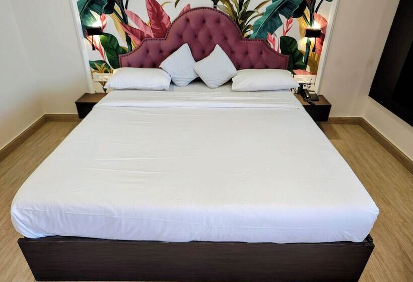 Lake View Hotel And Resort