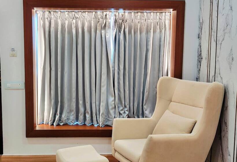 Lake View Hotel And Resort