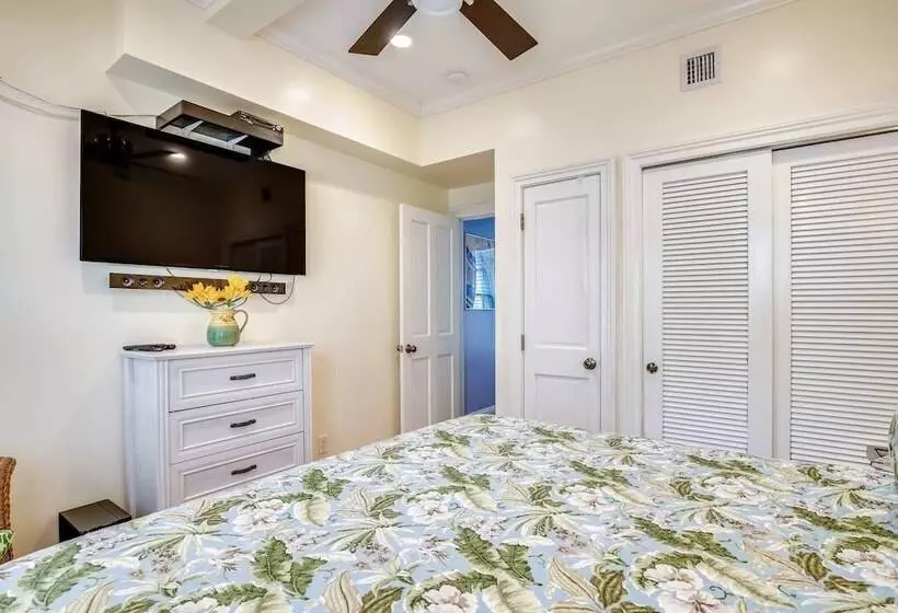 Paradise Place By Avantstay Key West Old Town Condo W/ Shared Pool