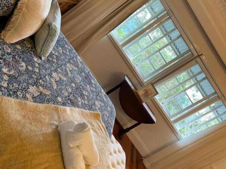 ペンション Emirau