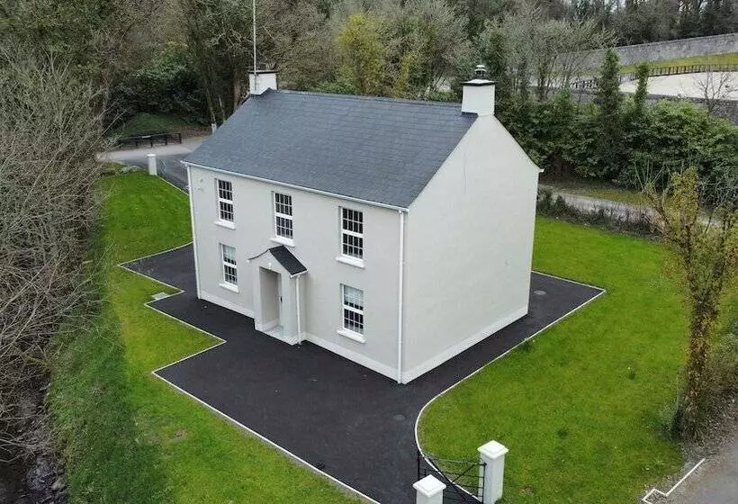 Majatalo Garden House