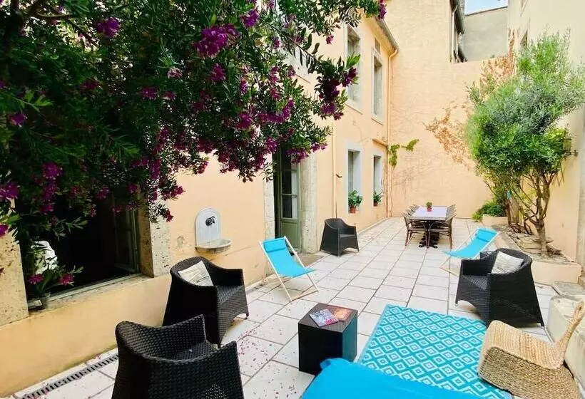 ペンション Les Chambres De La Villa Eugénie