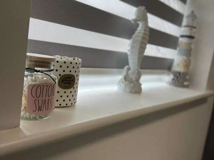 اقامتگاه Blackpool Abode  Silver Sands