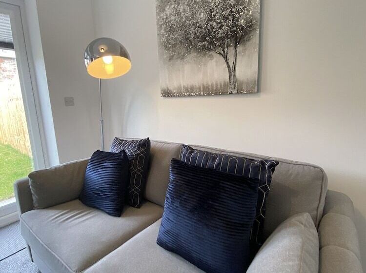 إقامة Blackpool Abode Silver Sands