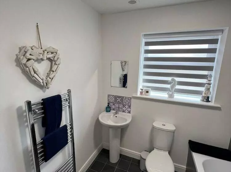 اقامتگاه Blackpool Abode  Silver Sands