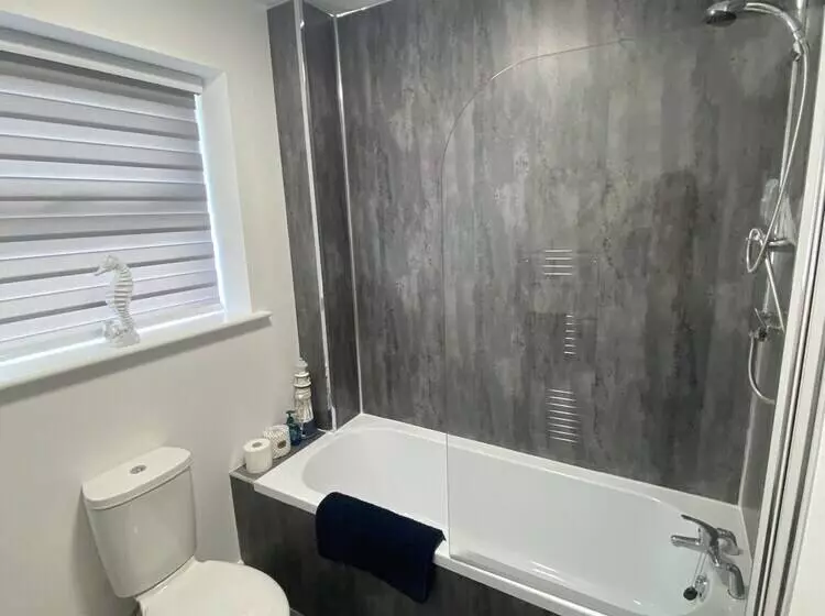 اقامتگاه Blackpool Abode  Silver Sands