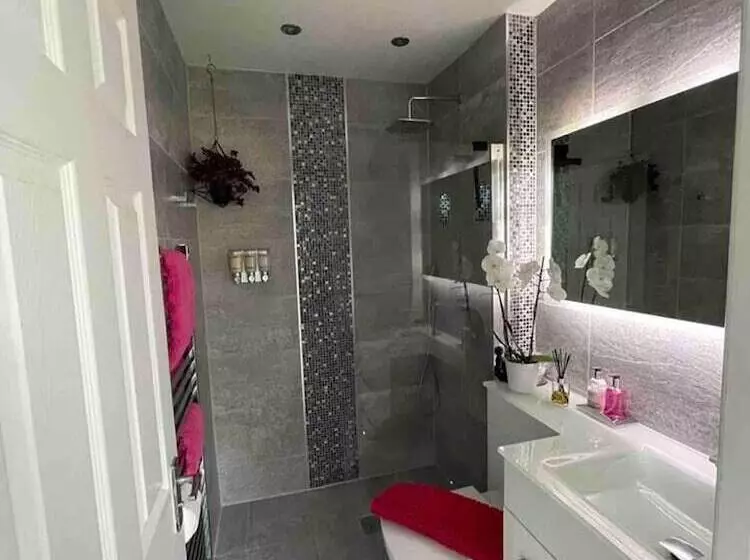 レジデンス Charming 3 Bed House In Bedworth Nec, Bhx Airport
