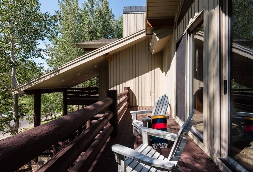 Scarlett By Avantstay Spacious Mountain Home W/ Gorgeous Views & Hot Tub