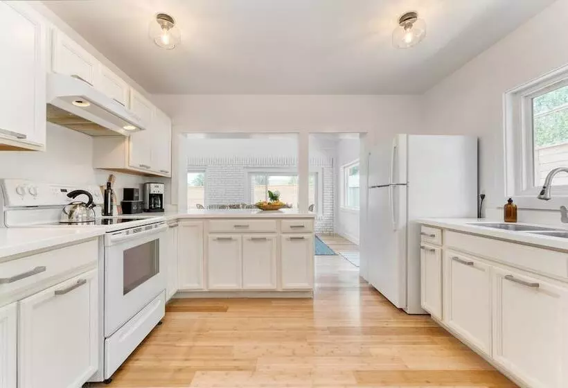 Twin Fin By Avantstay Walk To The Beach   Chic 30a Retreat