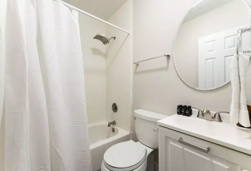 Twin Fin By Avantstay Walk To The Beach   Chic 30a Retreat