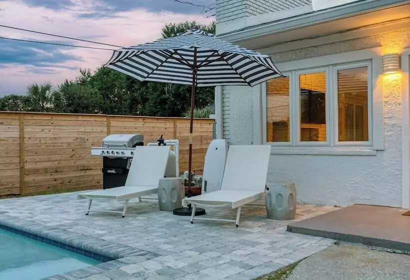 Twin Fin By Avantstay Walk To The Beach   Chic 30a Retreat