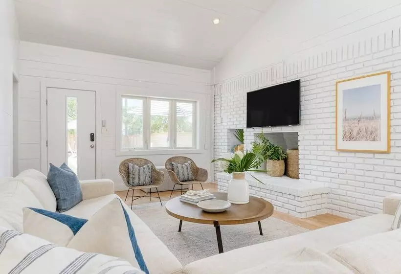 Twin Fin By Avantstay Walk To The Beach   Chic 30a Retreat