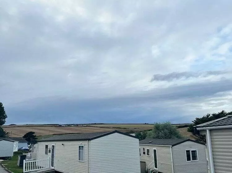 Newquay Bay Holiday Resort Caravan 142