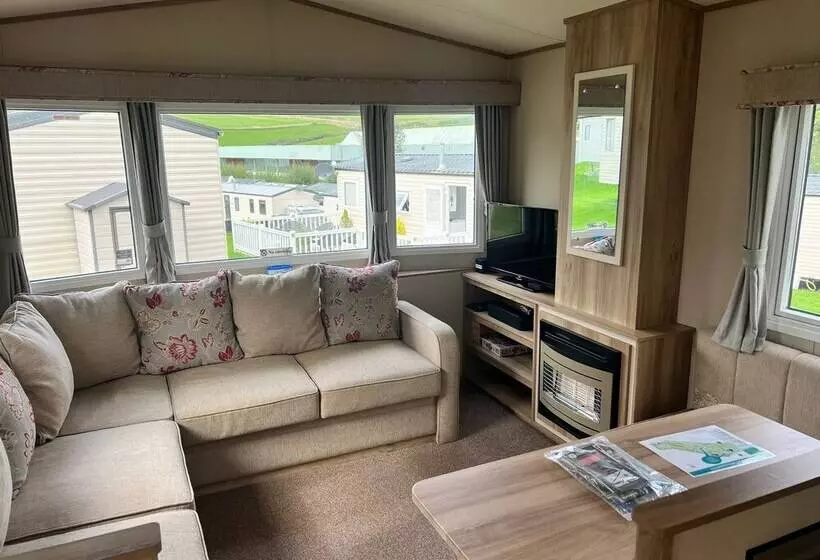 Newquay Bay Holiday Resort Caravan 142