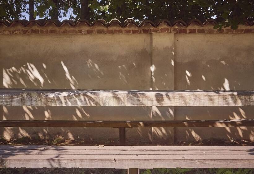 Aqvae Unconventional Country House