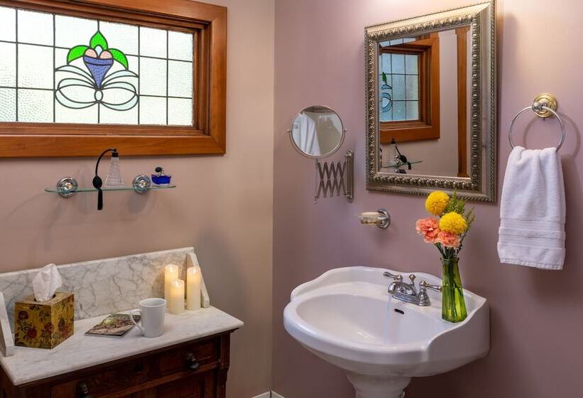 مبيت وإفطار Angel At Rose Hall