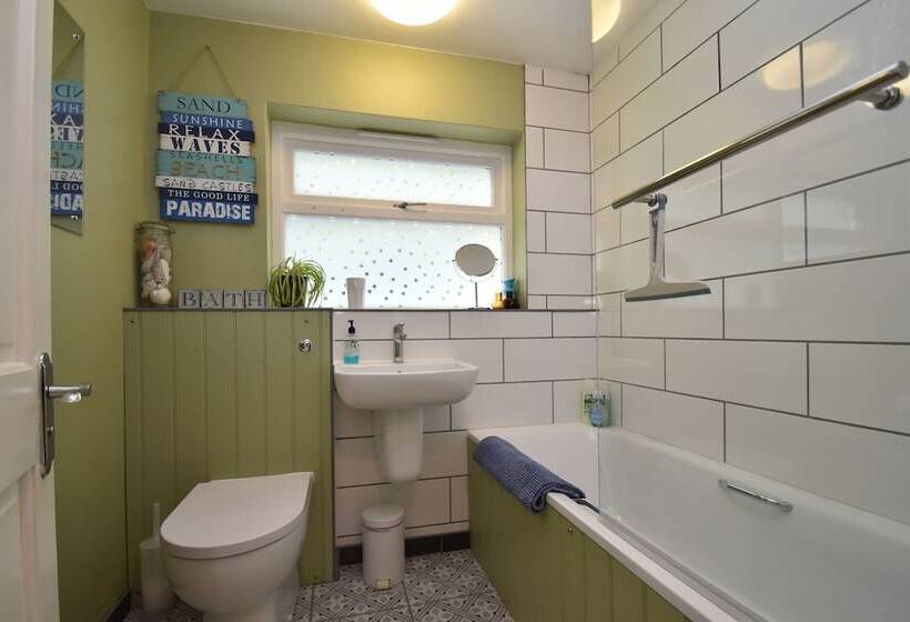 Daisy Tatham Cottage