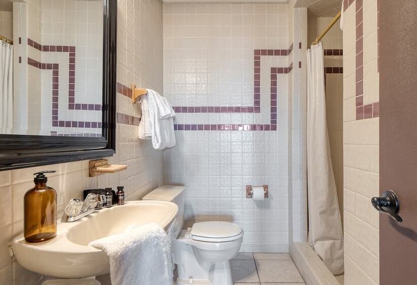 Fontana By Avantstay Gorgeous Mountain Cabin W/ Views, Hot Tub & Game Room!