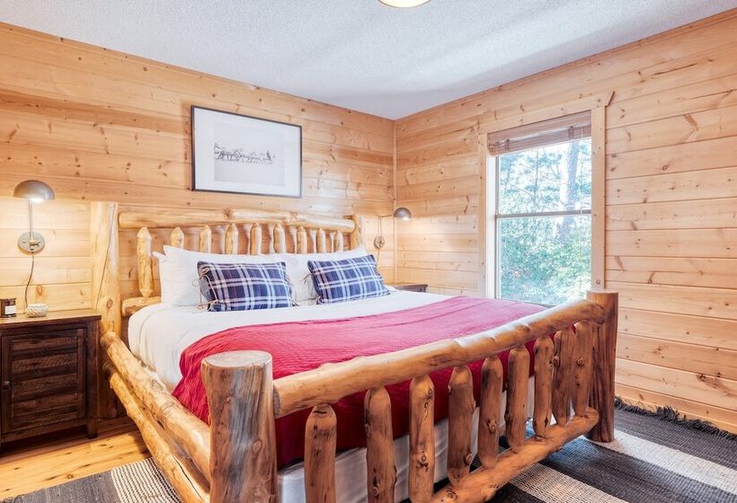 Fontana By Avantstay Gorgeous Mountain Cabin W/ Views, Hot Tub & Game Room!