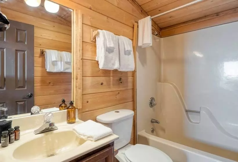 Fontana By Avantstay Gorgeous Mountain Cabin W/ Views, Hot Tub & Game Room!