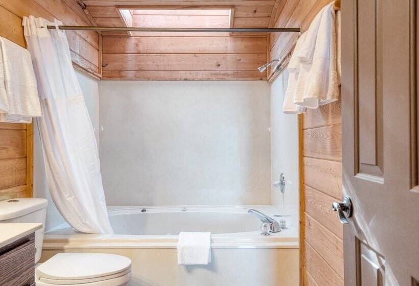 Fontana By Avantstay Gorgeous Mountain Cabin W/ Views, Hot Tub & Game Room!