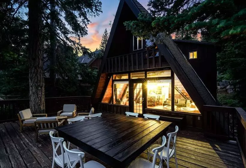 Horizon By Avantstay Stunning A Frame Cabin W/ Hot Tub, Billiards, Lake Views