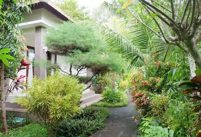 ホテル Arya Resort Nusa Penida