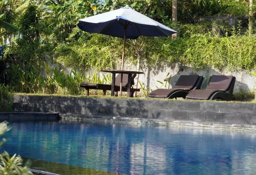 ホテル Arya Resort Nusa Penida