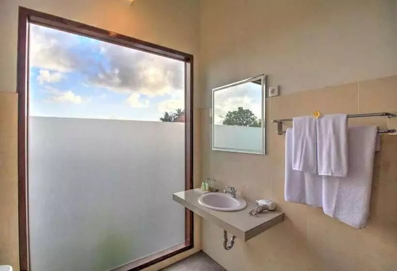 ホテル Arya Resort Nusa Penida