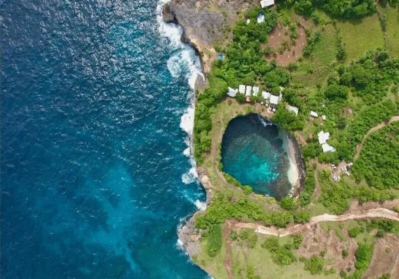 ホテル Arya Resort Nusa Penida