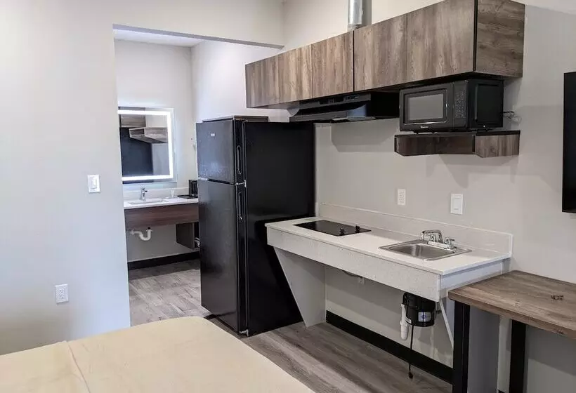 Hotelli Captain Suites