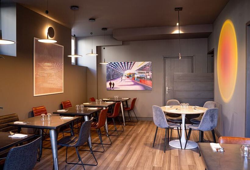 فندق De Trois Mont Blanc