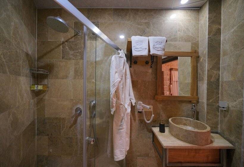 هتل Goreme Cave Lodge