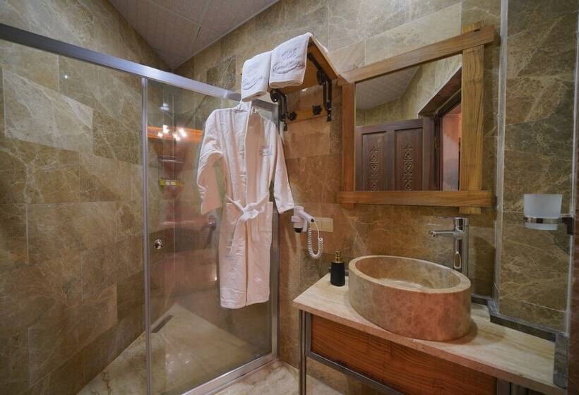 هتل Goreme Cave Lodge