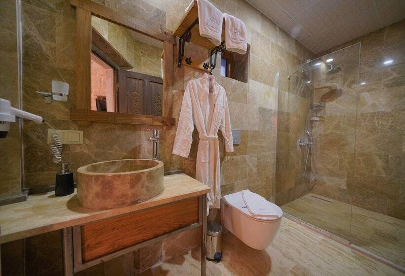 هتل Goreme Cave Lodge