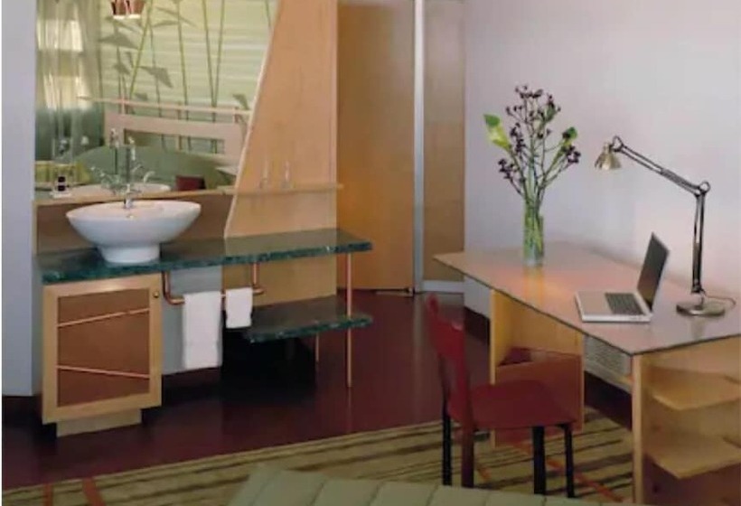 Otel Inn At Price Tower