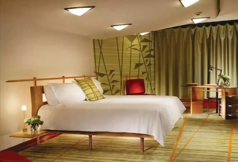 Hotelli Inn At Price Tower