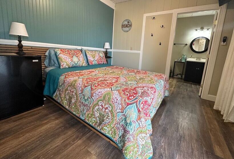 ホテル The Breezy Inn