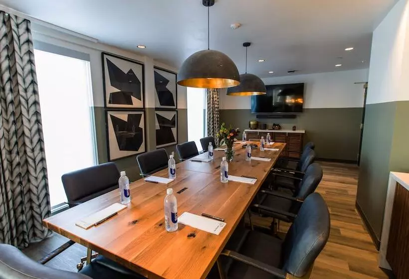 هتل Voco The Darwin Atlanta Midtown By Ihg