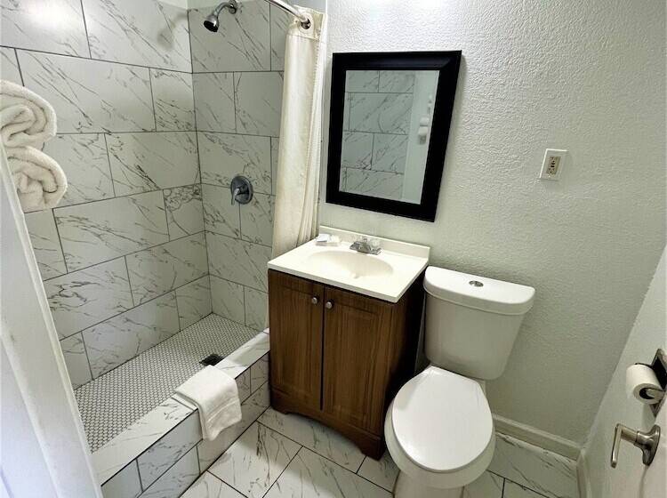 Motel Budget Inn Giddings By Mukhi Hotels