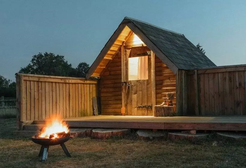 Majatalo Glamping At The Retreat Wiltshire Is Rural Bliss