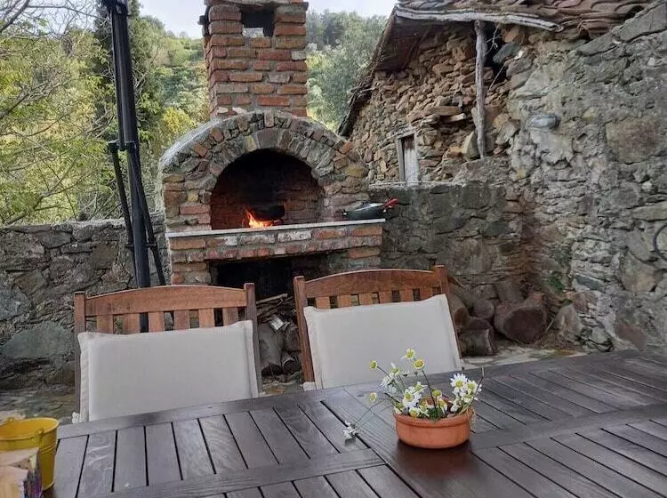 Majatalo şi̇ri̇nce Bahçe