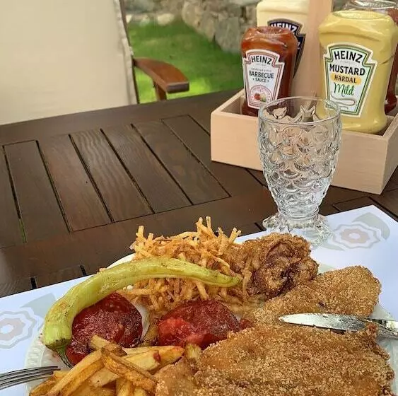 Majatalo şi̇ri̇nce Bahçe