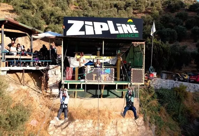 Majatalo şi̇ri̇nce Bahçe