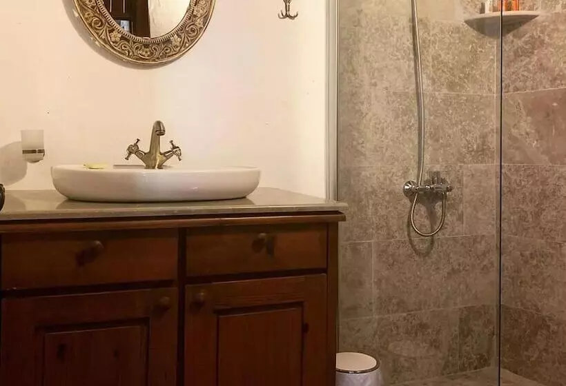 Majatalo şi̇ri̇nce Bahçe