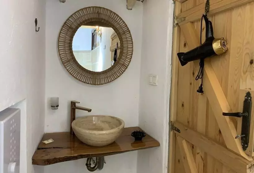 Majatalo şi̇ri̇nce Bahçe